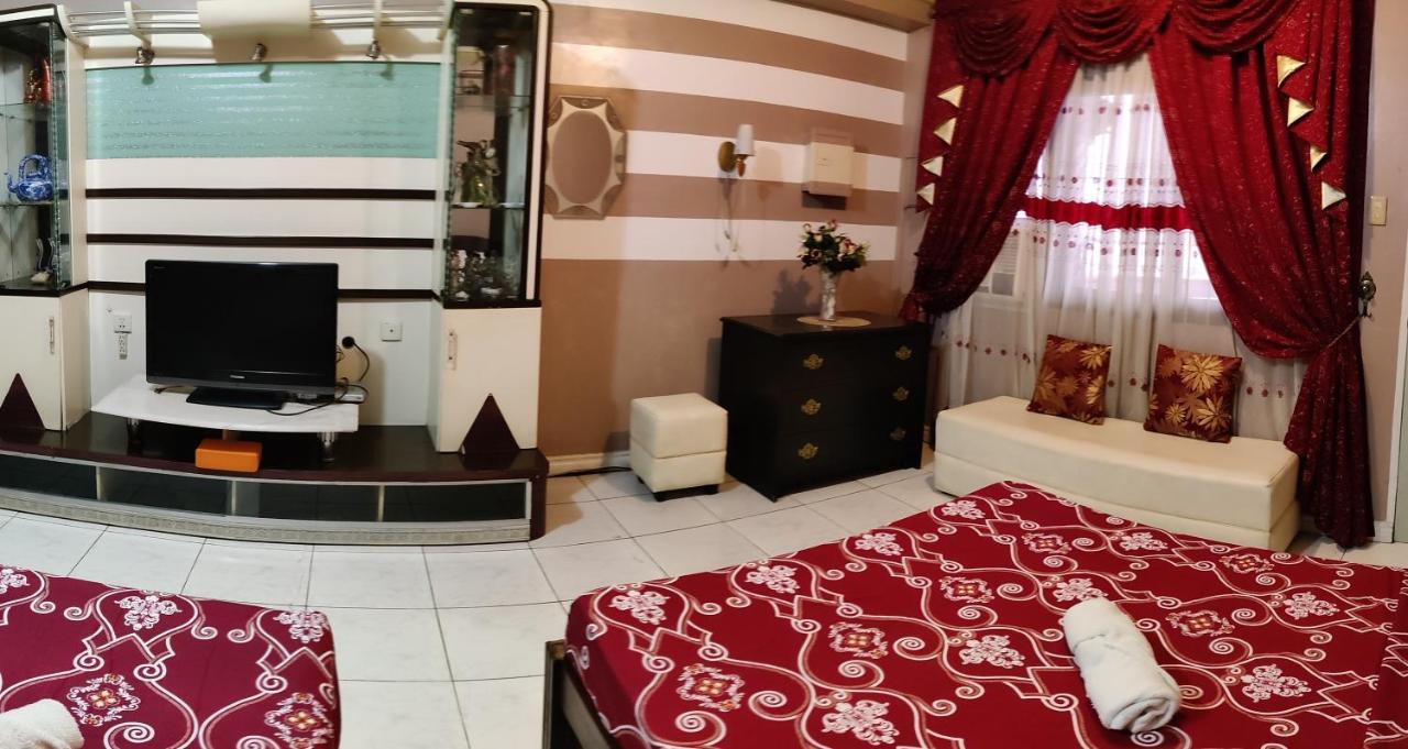 Center Parkway Pension House Калибо Экстерьер фото