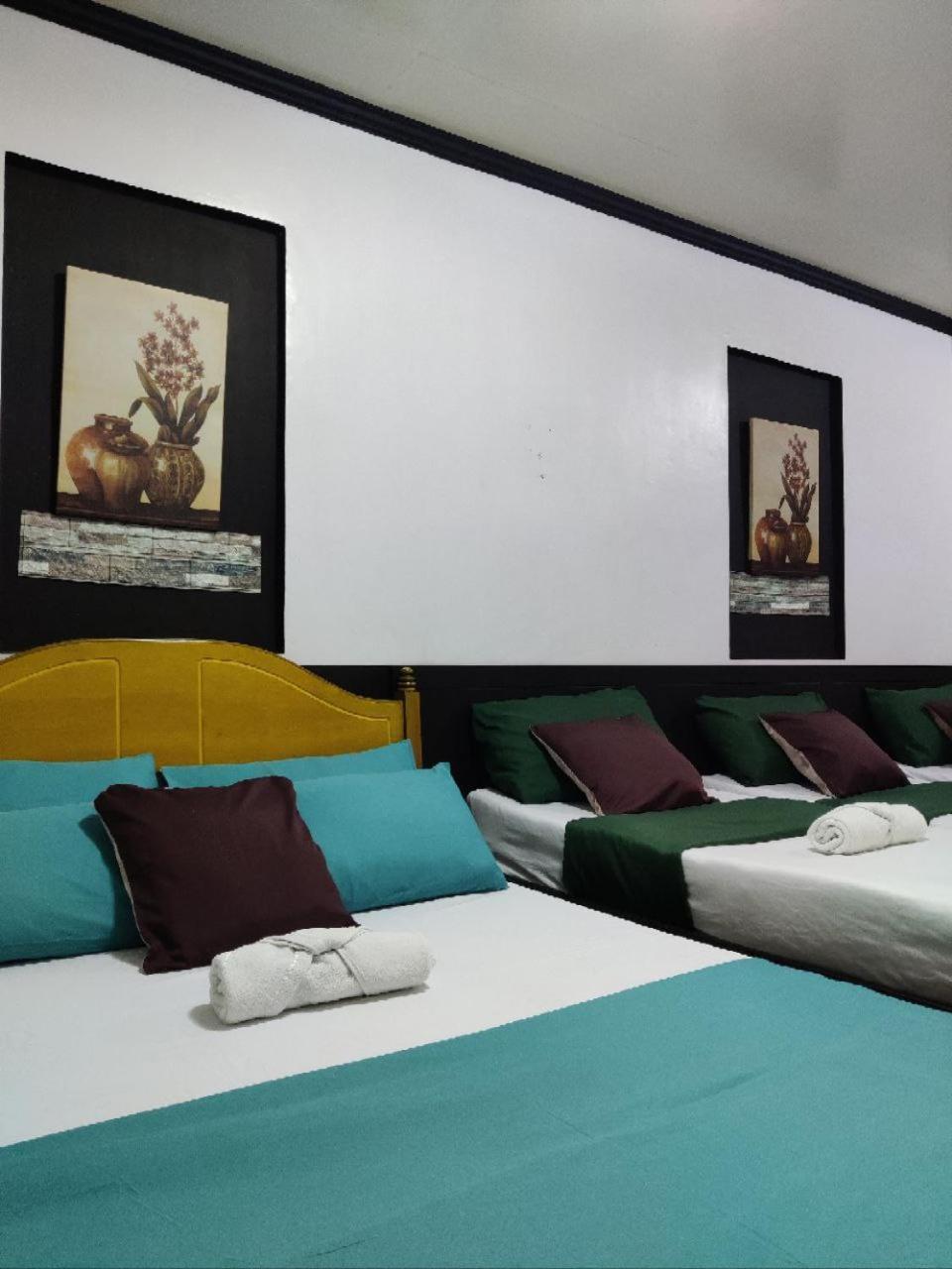 Center Parkway Pension House Калибо Экстерьер фото