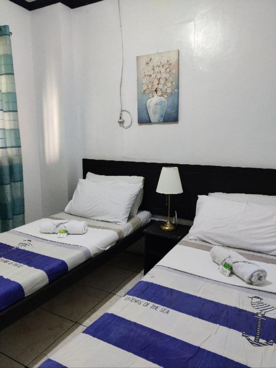 Center Parkway Pension House Калибо Экстерьер фото