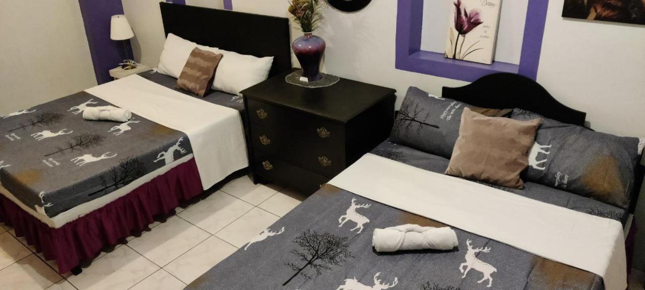 Center Parkway Pension House Калибо Экстерьер фото